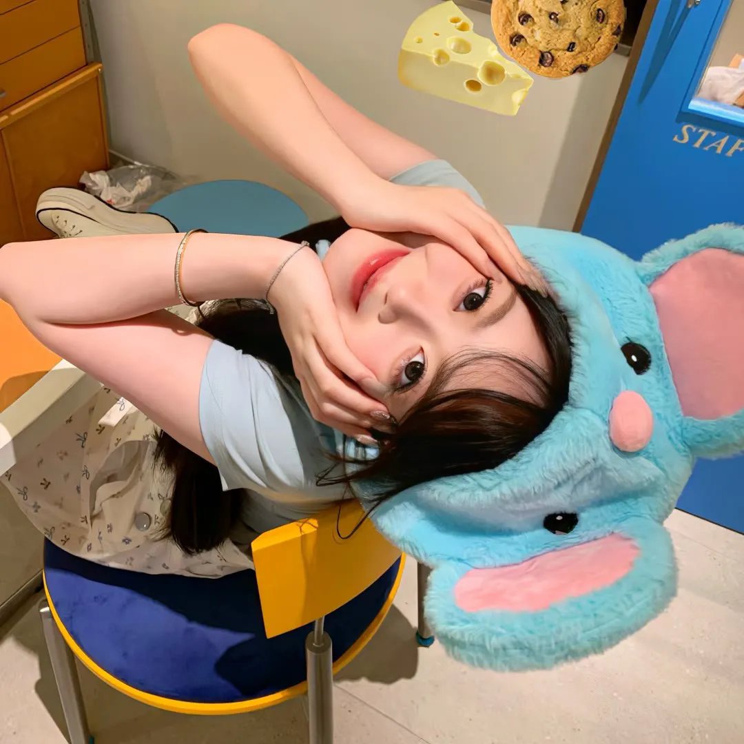 春闺三凤